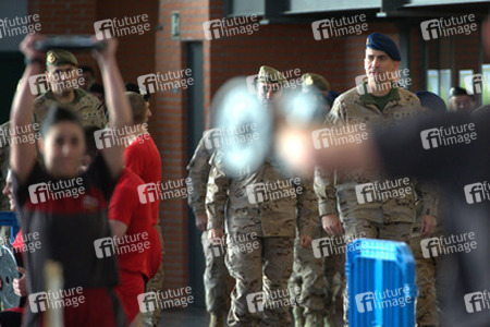 Prince Felipe besucht die Parachutist Brigada, Paracuellos de Jarama