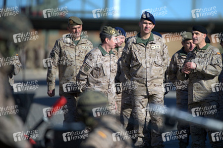 Prince Felipe besucht die Parachutist Brigada, Paracuellos de Jarama