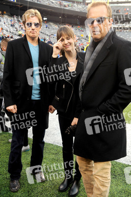 Denis Leary, Jennifer Garner, Kevin Costner