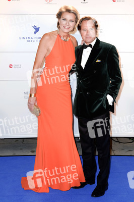 Stephanie von Pfuel, Hendrik teNeues