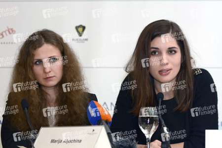 Marija Wladimirowna Aljochina / Maria Alyokhina, Nadeschda Andrejewna Tolokonnikowa / Nadezhda Tolokonnikova (Pussy Riot)