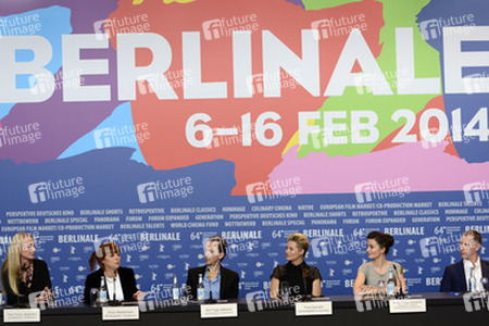 Sisse Graum Jörgensen, Vinca Wiedemann, Kim Fupz Aakeson, Trine Dyrholm, Pernille Fischer Christensen, Mikael Persbrandt
