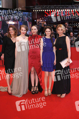 Birge Schade, Anna Brüggemann, Lucie Aron, Lea van Acken, Franziska Weisz