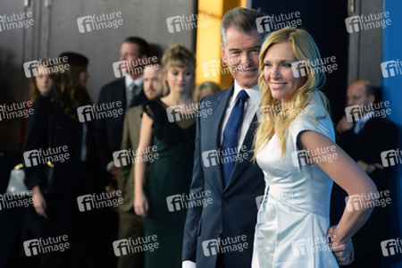 Aaron Paul, Imogen Poots, Pierce Brosnan, Toni Collette