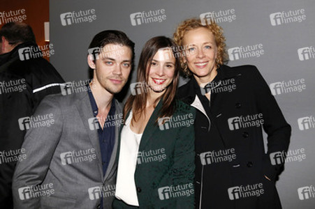 Tom Payne, Aylin Tezel, Katja Riemann