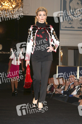 'art & design von Liz Malraux' Fashion Show, Hamburg