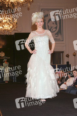 'art & design von Liz Malraux' Fashion Show, Hamburg