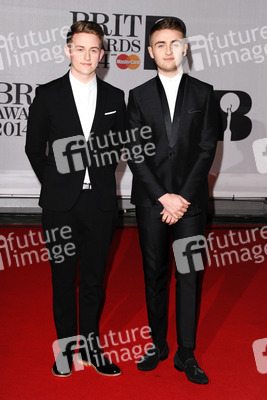 Guy Lawrence, Howard Lawrence ( Disclosure)