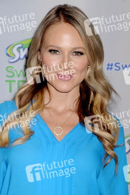 Jewel präsentiert den Swiffer Sweep & Trap, New York