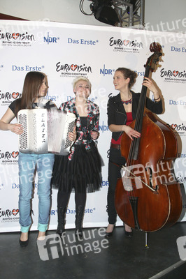 Yvonne Grünwald, Ela Steinmetz, Natalie Plöger (Elaiza)