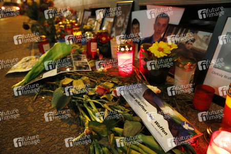 Kerzen vor der Ukrainischen Botschaft, Berlin