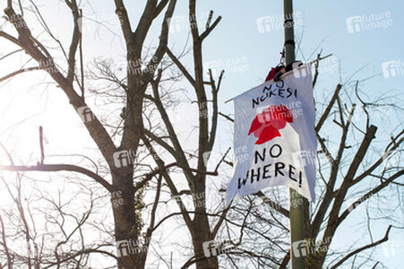 Anti-Atom Demonstration vor der japanischen Botschft, Berlin