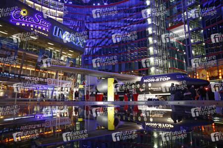 'Non-Stop' Special-Preview, Berlin