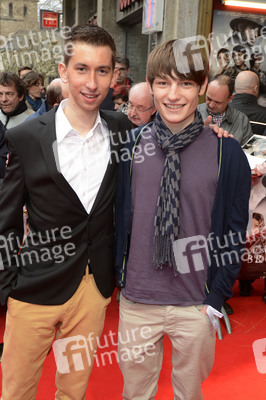 'Die schwarzen Brüder' Premiere, Essen