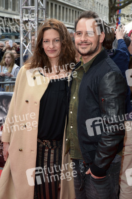 'Die schwarzen Brüder' Premiere, Essen
