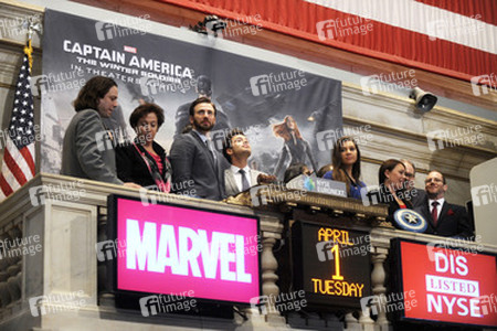 'The Return of the First Avenger' Schauspieler läuten die NYSE Opening Bell, New York
