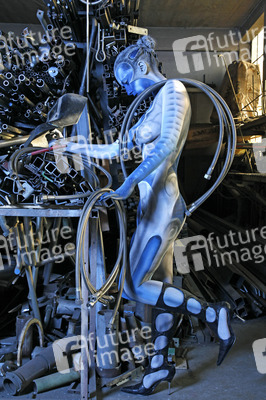 Schlosserei / Metalworking Bodypainting