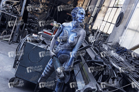 Schlosserei / Metalworking Bodypainting