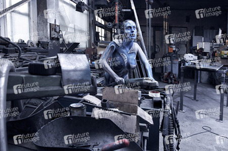 Schlosserei / Metalworking Bodypainting