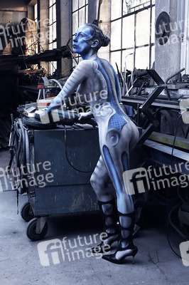 Schlosserei / Metalworking Bodypainting