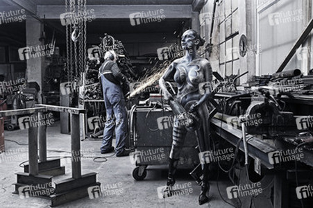 Schlosserei / Metalworking Bodypainting