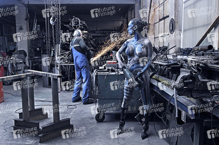 Schlosserei / Metalworking Bodypainting