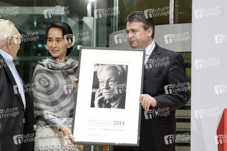 Verleihung des 3. Internationalen Willy-Brandt-Preises an Aung San Suu Kyi, Berlin