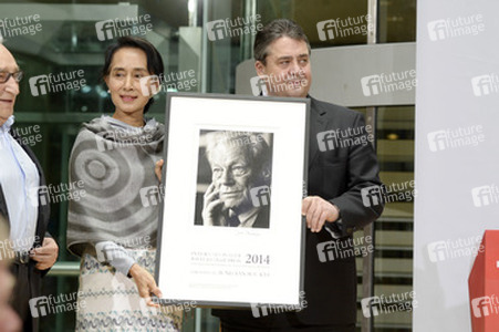 Verleihung des 3. Internationalen Willy-Brandt-Preises an Aung San Suu Kyi, Berlin