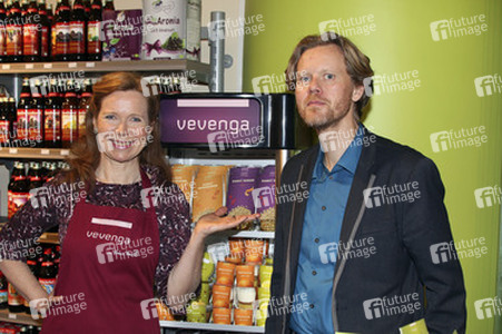 Verkaufsstart der Veganprodukte 'Vevenga' von Marion Kracht, Hamburg