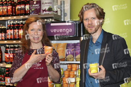 Verkaufsstart der Veganprodukte 'Vevenga' von Marion Kracht, Hamburg