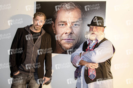 'Anti.Mono.Stereo' Vernissage, Berlin