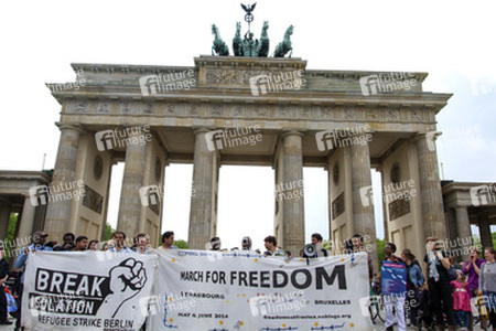 Refugees Demonstration vom Pariser Platz zum Kanzleramt, Berlin
