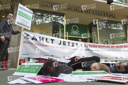 Demo zum Jahrestag des Einsturzes der Textilfabrik Rana Plaza, Berlin