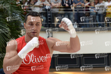 Wladimir Klitschko trainiert im Einkaufszentrum, Oberhausen