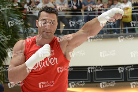 Wladimir Klitschko trainiert im Einkaufszentrum, Oberhausen