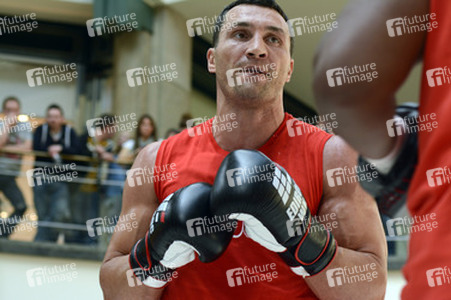 Wladimir Klitschko trainiert im Einkaufszentrum, Oberhausen