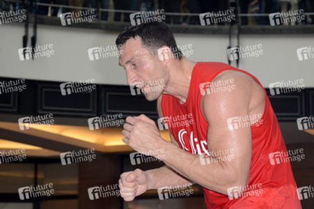 Wladimir Klitschko trainiert im Einkaufszentrum, Oberhausen