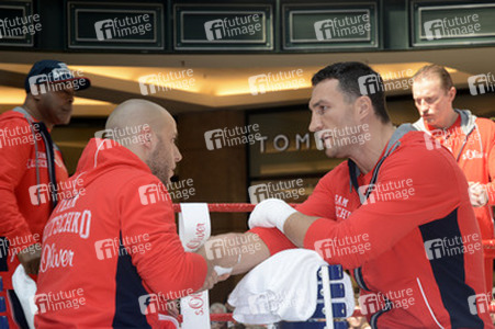 Wladimir Klitschko trainiert im Einkaufszentrum, Oberhausen