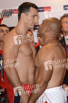 Wiegen zum Kampf Klitschko vs. Leapi, Mülheim an der Ruhr