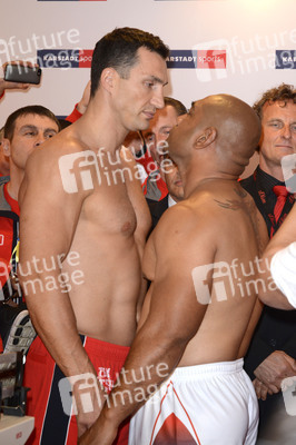 Wiegen zum Kampf Klitschko vs. Leapi, Mülheim an der Ruhr