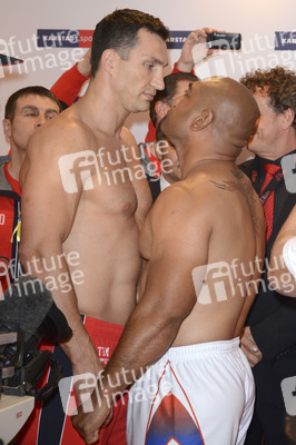 Wiegen zum Kampf Klitschko vs. Leapi, Mülheim an der Ruhr