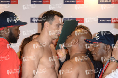 Wiegen zum Kampf Klitschko vs. Leapi, Mülheim an der Ruhr