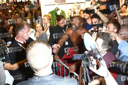 Wiegen zum Kampf Klitschko vs. Leapi, Mülheim an der Ruhr