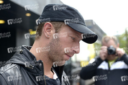 Chris Martin vor dem Hyatt Hotel, Köln
