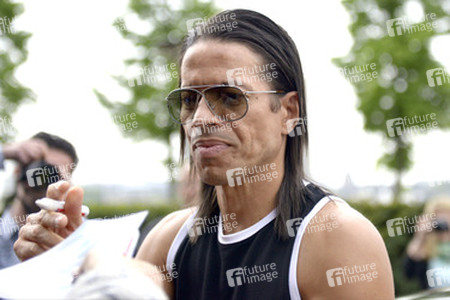 Jorge Gonzalez vor dem Hyat Hotel, Köln