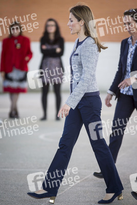 Prinzessin Letizia besucht die Maria Moliner Schule, Madrid