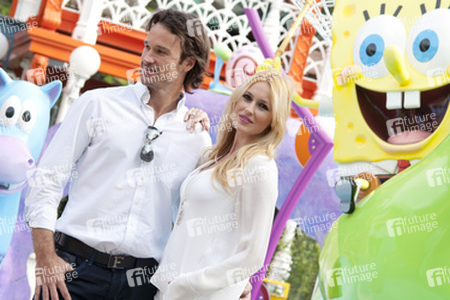 Carlos Moya und Carolina Cerezuela eröffnen das Nickelodeon Land, Madrid