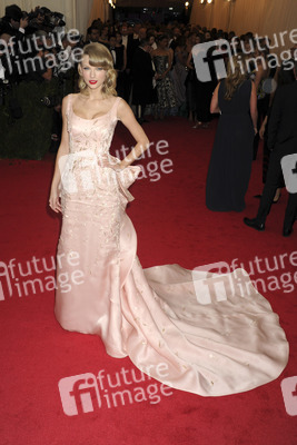 'Charles James: Beyond Fashion' Costume Institute Gala, New York