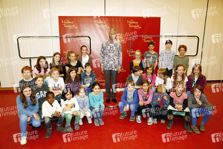 Enhüllung der Wachsfigur von Nelson Mandela,  Berlin