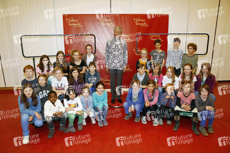 Enhüllung der Wachsfigur von Nelson Mandela,  Berlin